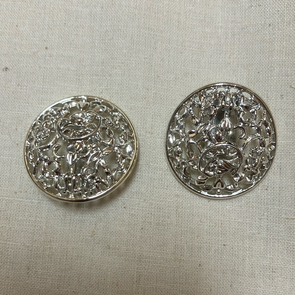 vintage clip on earrings